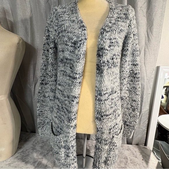 Madison Lilly Sherpa cardigan, Sherpa hoodie, woman’s sweater, size medium - Picture 2 of 16